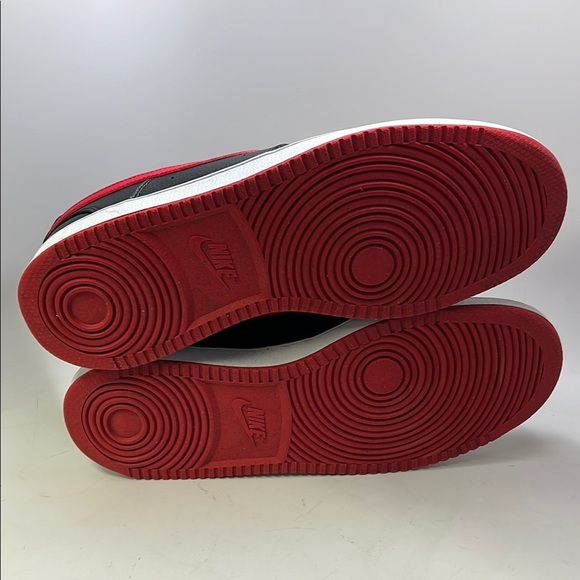 Men’s Nike Court Vision Low Sneakers Black and Red 11.5 New W/O Box - Picture 8 of 8